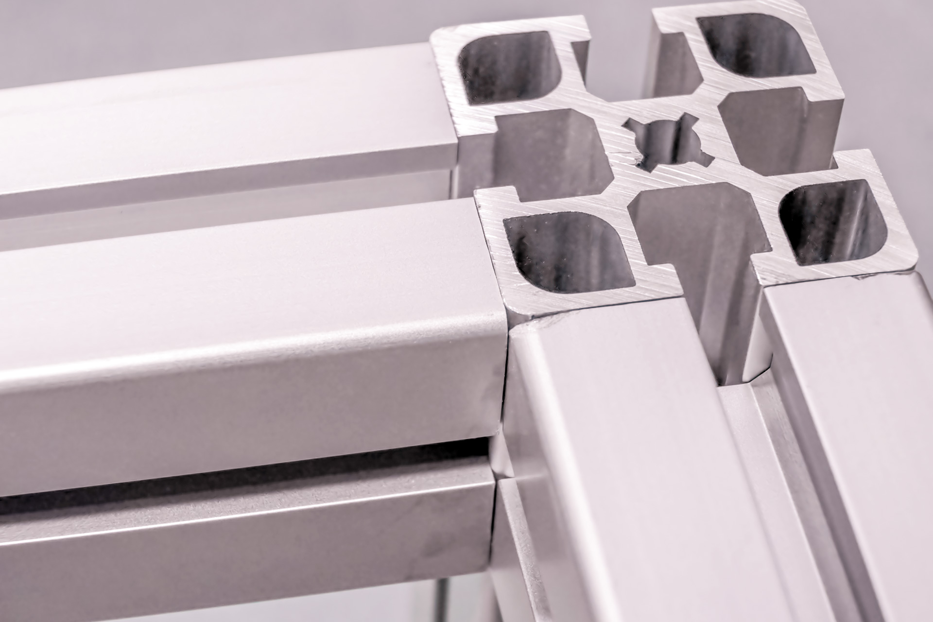 PLUSTECH Aluprofile